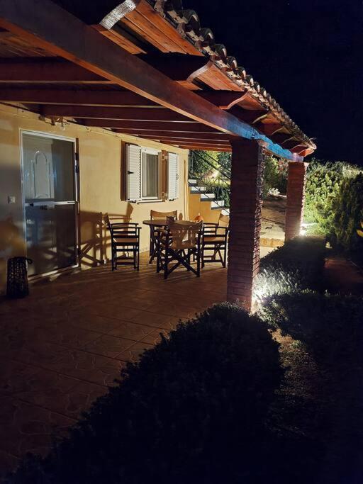 Guesthouse Petrothalassa Πόρτο Χέλι Εξωτερικό φωτογραφία